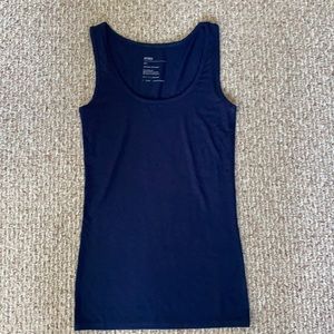 Storq maternity daily tank